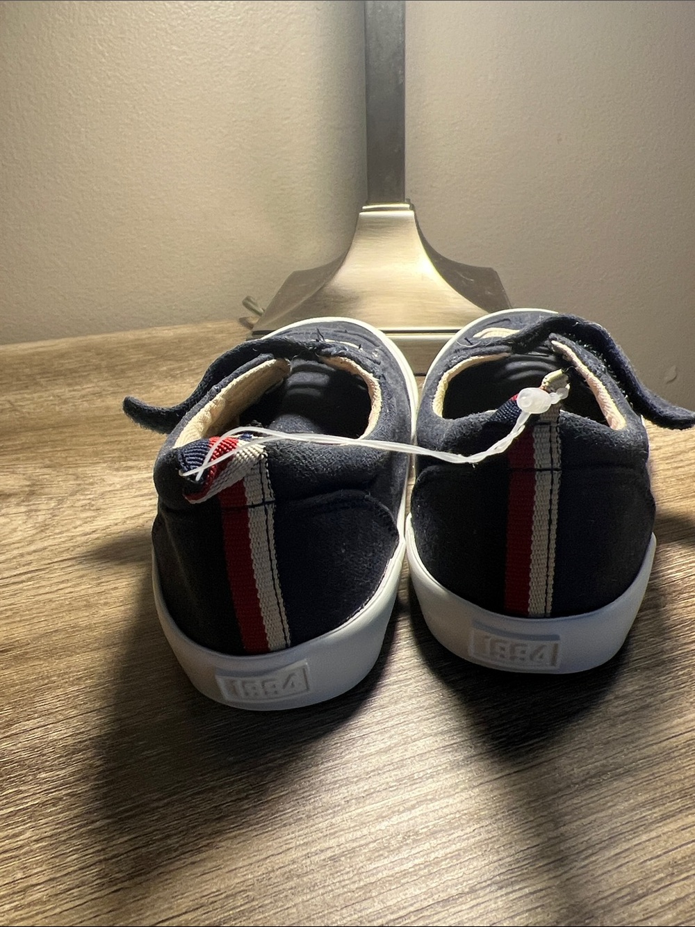Old Navy Navy Canvas Kids Sneakers with Cream Accents stock (23) - Picture 5 of 8